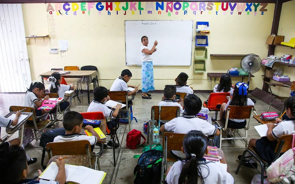 945101_Inicio de Clases en Acapulco-4_impreso